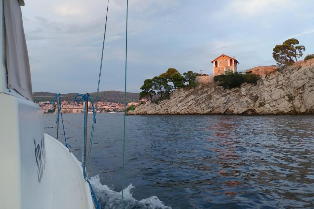 Kuca Za Odmor Eni **** Βίλα Σίμπενικ Εξωτερικό φωτογραφία
